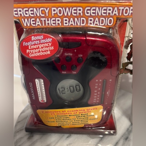 Maximo Concepts Weather Band Radio Emergency Power Generator New In Box - Picture 1 of 8